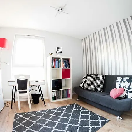 Apartament Uniwersytecki Przymorze * 格但斯克